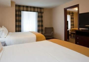 Express By Ihg Hotel Winona